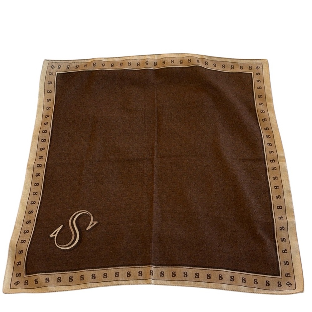 Scarf monogram “S”